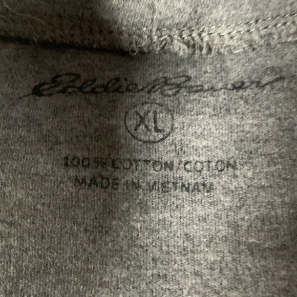 Men’s Eddie Bauer gray, long sleeve shirt. Size XL. Chest approx 25 1/2 inches - Picture 2 of 6